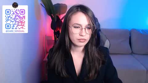 Snapshot of care_sensual chatting on 23, 10, 2025 Mary online show from 23, 10, 2025