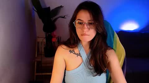 Snapshot of care_sensual chatting on 29, 11, 2025 Mary online show from 29, 11, 2025