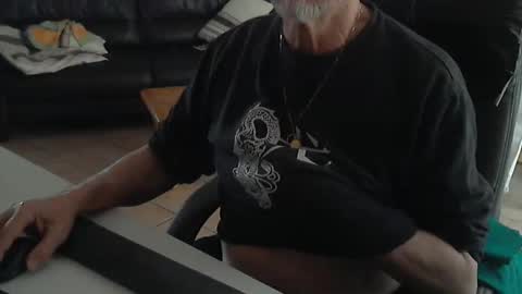 Snapshot of cargo69 chatting on 21, 2, 2025 cargo69 online show from 21, 2, 2025