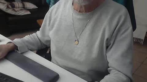 Snapshot of cargo69 chatting on 2, 3, 2025 cargo69 online show from 2, 3, 2025