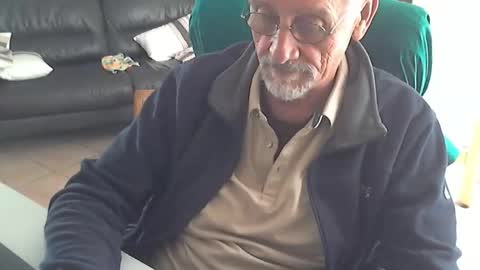 Snapshot of cargo69 chatting on 3, 10, 2025 cargo69 online show from 3, 10, 2025