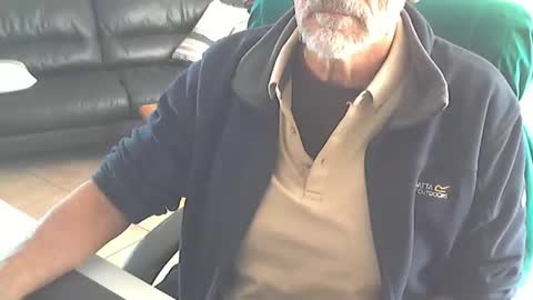 Snapshot of cargo69 chatting on 5, 10, 2025 cargo69 online show from 5, 10, 2025