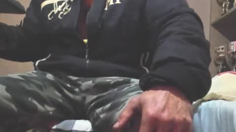 Snapshot of carin_the_body chatting on 22, 2, 2026 Laz online show from 22, 2, 2026