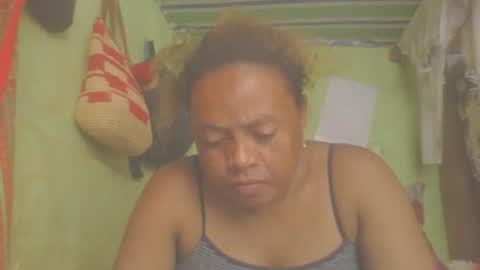 carinesexy69 online show from 3, 12, 2024