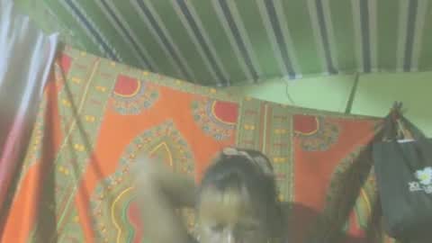 carinesexy69 online show from 13, 12, 2024
