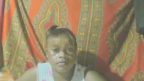carinesexy69 online show from 14, 12, 2024