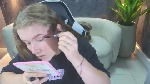 Carla  online show from 12, 10, 2025