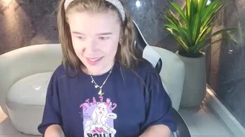 Carla  online show from 1, 11, 2025