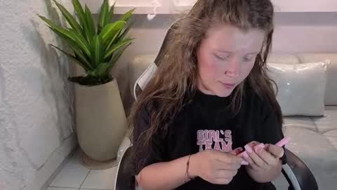 Carla  online show from 9, 11, 2025