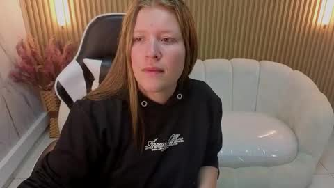 Carla  online show from 14, 11, 2025