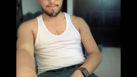 Snapshot of carlcarlinches4 chatting on 20, 1, 2025 carlcarlinches4 online show from 20, 1, 2025