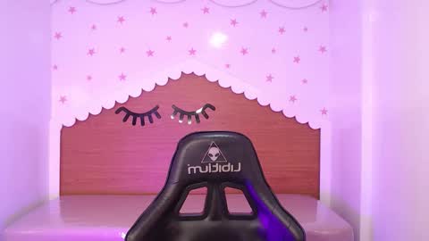 CARLYE   online show from 15, 10, 2025