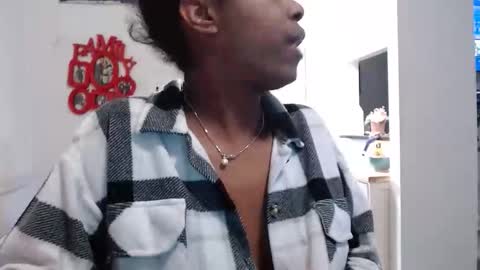 Snapshot of carliecreams chatting on 12, 3, 2026 Carlie online show from 12, 3, 2026