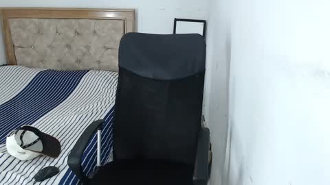 carlossmi01 online show from 13, 9, 2025