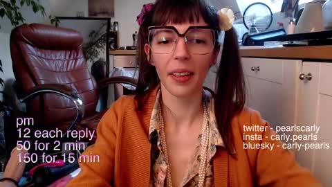 Carly Pearls online show from 2, 3, 2025