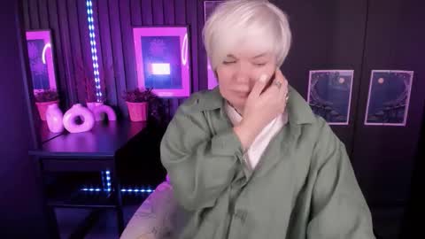 Snapshot of carmensoft chatting on 21, 11, 2025 Carmen online show from 21, 11, 2025