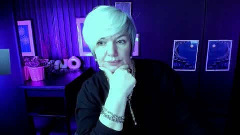 Snapshot of carmensoft chatting on 29, 11, 2025 Carmen online show from 29, 11, 2025