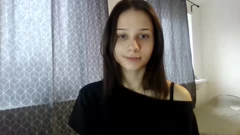 CarmenxAmore online show from 18, 12, 2025