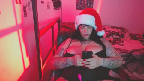 Snapshot of carmillaross chatting on 13, 12, 2024 CARMILLA ROSS online show from 13, 12, 2024