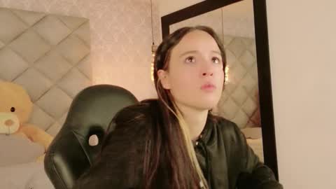 caro_adams1 online show from 5, 12, 2025