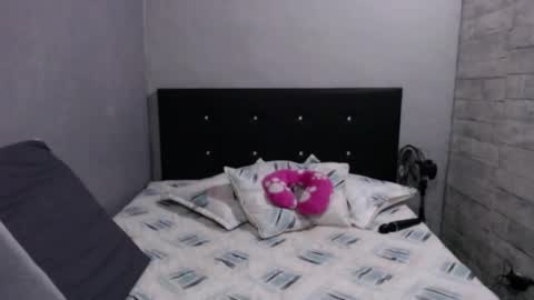 Caro milf  online show from 8, 4, 2026