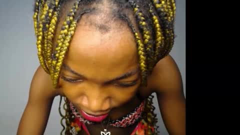 Snapshot of carobaby8 chatting on 19, 11, 2025 caroline online show from 19, 11, 2025