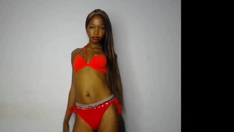 Snapshot of carobaby8 chatting on 20, 11, 2025 caroline online show from 20, 11, 2025