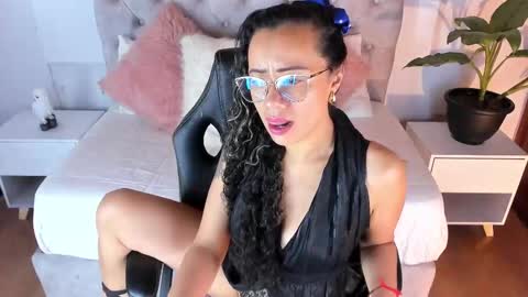 Snapshot of carolaynstone chatting on 9, 9, 2025 Carol online show from 9, 9, 2025
