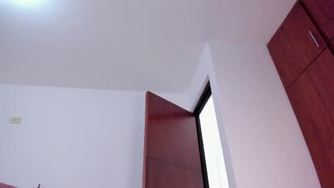 Caroline online show from 9, 12, 2024