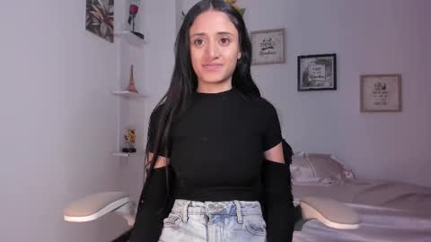 Caroline online show from 10, 2, 2025