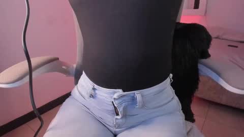 Caroline online show from 12, 9, 2025