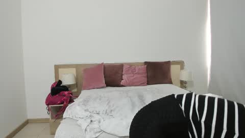 Carolina online show from 16, 10, 2025