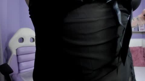 Carolina  online show from 6, 2, 2025