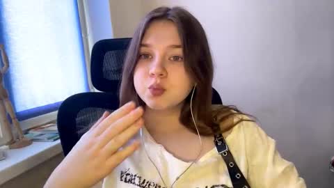 carolindueno online show from 5, 3, 2026