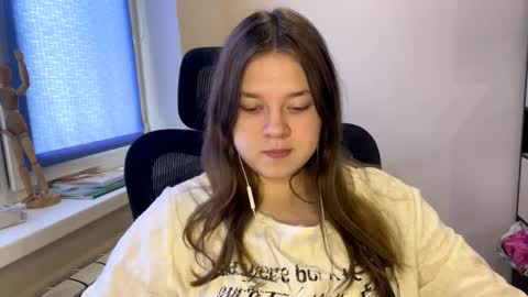 carolindueno online show from 6, 3, 2026