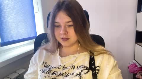 carolindueno online show from 2, 4, 2026