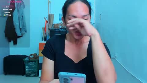 Snapshot of caroline_east chatting on 2, 3, 2026 caroline_east online show from 2, 3, 2026