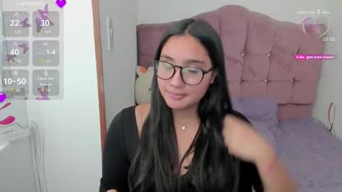 caroline_rodriguez_9 online show from 2, 10, 2025