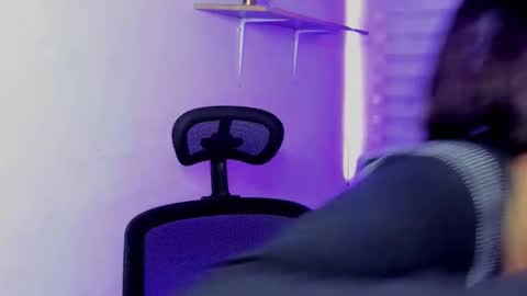 caroline_rodriguez_9 online show from 14, 1, 2026