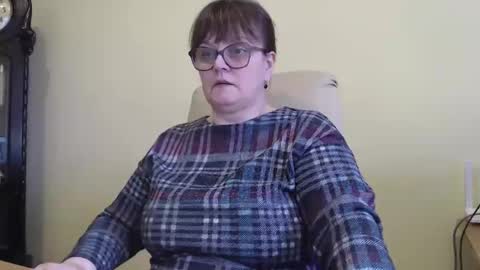 CarolineDream  online show from 28, 1, 2025