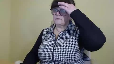 CarolineDream  online show from 13, 10, 2025