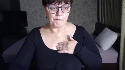 CarolineDream  online show from 15, 11, 2025