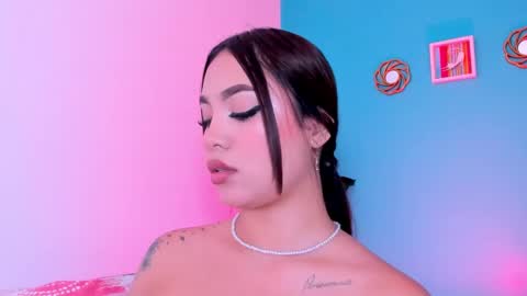 CarolineeGarcia online show from 11, 2, 2025