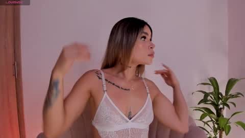 carolinna_ online show from 12, 1, 2026