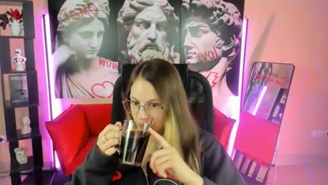 carrie_roses online show from 19, 11, 2025