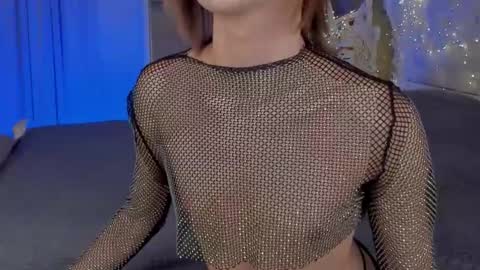 Carrie Byrd online show from 23, 9, 2025