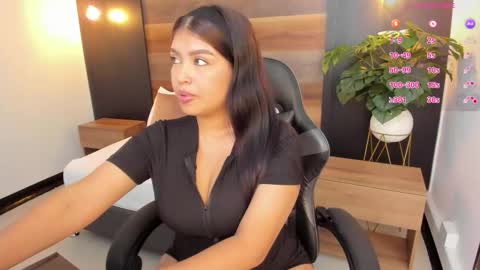 Snapshot of carriepink_ chatting on 5, 11, 2025 carriepink_ online show from 5, 11, 2025