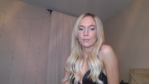 Casey Lakes online show from 6, 10, 2025