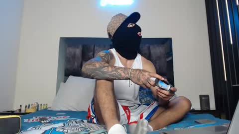 Snapshot of cash_master77 chatting on 14, 2, 2025 Cash Master777 online show from 14, 2, 2025