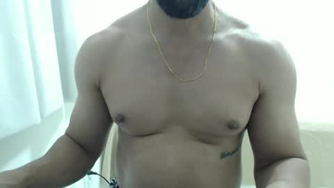 Snapshot of cashmastermuscle77 chatting on 16, 10, 2025 cashmastermuscle77 online show from 16, 10, 2025